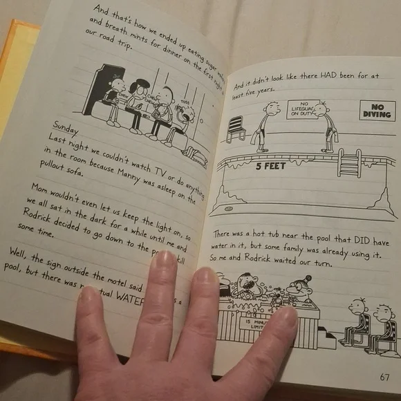 Jeff Kinney Diary Of A Wimpy Kid Book 9 "The Long Haul" - Picture 6 of 7